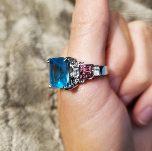 New Cute Aquamarine Ring - Picture 3 of 5